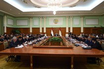 إجتماع حكومة طاجيكستان الدورة تحت إشراف زعيم البلاد إمام على رحمان