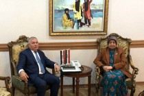 سفير جمهورية طاجيكستان لدى دولة الكويت بلتقى رئيس دائرة آسيا واستراليا ودائرة افريقيا بوزارة خارجية الجمهورية العراقية
