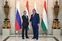اجتماع رئيس جمهورية طاجيكستان إمام على رحمان مع رئيس حكومة الاتحاد الروسي دميتري ميدفيديف