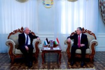 اجتماع وزير خارجية طاجيكستان مع وزير الخارجية والهجرة الفلسطيني