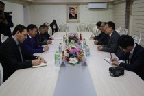 طاجيكستان و الصين تبحثان قضايا مكافحة الإرهاب