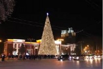 شجرة عيد الميلاد في دوشنبه ضمن قائمة البلدان العشرة الأوائل في رابطة الدول المستقلة