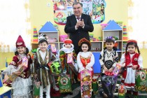 رئيس جمهورية طاجيكستان إمام على رحمان يضع روضة ” جول نوروزى” للأطفال موضع التنفيذ
