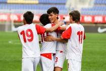 فريق طاجيكستان للناشئين لكرة القدم يفوز  بمباراة كبرى فى بطولة طريق الحرير – كأس هوا شان 2019