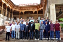 زيارة رؤساء البعثات الدبلوماسية والمنظمات الدولية المعتمدة في طاجيكستان للمواقع التاريخية والثقافية لمنطقة دنغره الختلانية