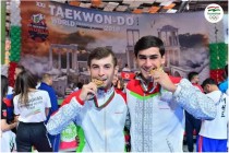 الرياضيون الطاجيك يفوزون بـ 9 ميداليات في بطولة العالم للتايكواندو
