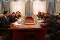 بحث آفاق التعاون بين طاجيكستان وتركيا في مجال التعليم فى دوشنبه