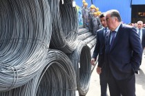 رئيس الدولة إمام على رحمان يضع شركة ” آهنغودازي طاجيكستان” لصهر الحديد موضع التنفيذ