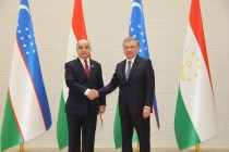 شكورجان ظهوروف يجتمع مع رئيسجمهورية أوزبكستان شوكت مير ضياييف