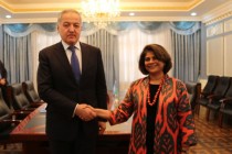 سراج الدين مهر الدين يلتقي  المنسقة المقيمة للأمم المتحدة والممثلة لبرنامج الأمم المتحدة الإنمائي في طاجيكستان