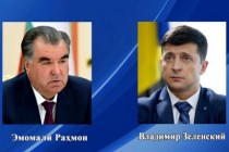 بعث رئيس طاجيكستان إمام علي رحمان برقية تعزية إلى رئيس أوكرانيا فلاديمير زيلينسكي