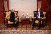 وزير الخارجية الطاجيكي يستقبل السفير الفرنسي