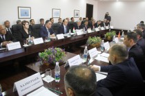 اجتماع للوفدي الحكومية لجمهورية طاجيكستان وجمهورية قيرغيزستان