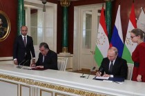 بوتين يصادق على اتفاق مع طاجيكستان بشأن بناء مدارس اللغة الروسية