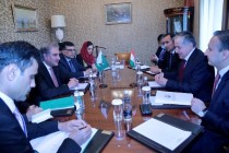 تعرب طاجيكستان وباكستان عن ارتياحهما للمستوى الحالي للتفاعل السياسي