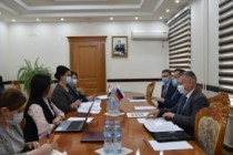 مناقشة قضايا تعزيز التعاون في مجال هجرة اليد العاملة لطاجيكستان وروسيا في وزارة العمل والهجرة وتوظيف السكان