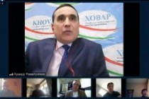 حول الإجراءات الرامية إلى تعزيز حدود طاجيكستان و أفغانستان.  الأمين العام لمنظمة معاهدة الأمن الجماعي ستانيسلاف زاس يرد على سؤال مراسل واط “خاور”