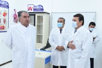 رئيس الدولة إمام علي رحمان يدشن كلية الطب المبتكرة في مدينة باختر
