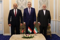 اجتماع ثلاثي لوزراء الخارجية لجمهوريات طاجيكستان و إيران و أفغانستان