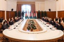اجتماعات ومفاوضات رفيعة المستوى بين طاجيكستان وأفغانستان