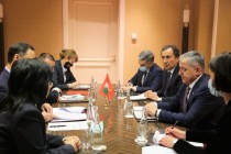 وزير خارجية طاجيكستان يلتقي مع نظيره القرغيزي فى موسكو