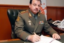 شير علي  ميرزا   وزير الدفاع  طاجيكي  يغادر   إلى جمهورية إيران الإسلامية