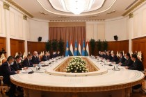 اجتماعات ومفاوضات رفيعة المستوى بين طاجيكستان وكازاخستان