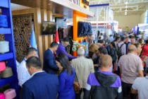 رجال الأعمال الطاجيك يشاركون في أيام المنسوجات العالمية فى طشقند