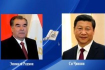 رئيس جمهورية طاجيكستان إمام علي رحمان يجري محادثة هاتفية مع رئيس جمهورية الصين الشعبية شي جين بينغ
