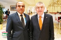 أحتم عبد الله زاده وتوماس باخ يبحثان قضايا التعاون الثنائي وتطوير اللجنة الأولمبية في طاجيكستان