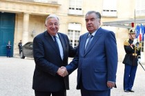 رئيس جمهورية طاجيكستان إمام علي رحمان يلتقي برئيس مجلس الشيوخ الفرنسي جيرار لارشيه