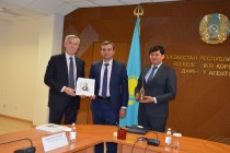 دائرة مكافحة الاحتكار في طاجيكستان وكازاخستان تبحثان قضية إقامة تعاون متبادل المنفعة