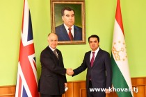 لقاء رستم إمام علي بسفير المملكة المتحدة لبريطانيا العظمى وأيرلندا الشمالية لدى طاجيكستان