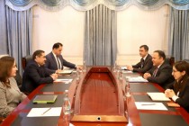 مظفر حسين زاده يجتمع مع الرئيس الجديد لبرنامج الغذاء العالمي في طاجيكستان أدهم مسلم