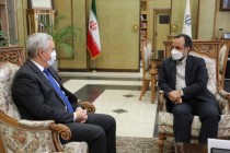 سفير جمهورية طاجيكستان يلتقي  بوزير الاقتصاد والمالية لجمهورية ايران الاسلامية