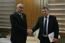 محمدطائر ذاكرزاده يجتمع مع فيكتور دينيسينكو، السفير فوق العادة والمفوض لجمهورية بيلاروسيا فى دوشنبه