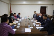 نائب وزير داخلية طاجيكستان يلتقي بمقررة الأمم المتحدة المعنية بالاتجار بالبشر، سيوبان مولالي