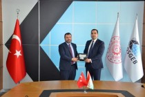 طاجيكستان وتركيا تكثفان العمل على إنشاء صندوق استثمار مشترك