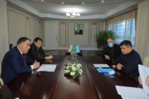 طاجيكستان و  أوزبكستان    يبحثان التعاون في مجال الصناعة الخفيفة وتصنيع القطن في  محافضة صغد