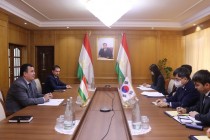 بحث قضايا توسيع التعاون التجاري والاقتصادي بين طاجيكستان وكوريا في دوشنبه