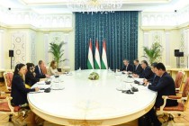 رئيس جمهورية طاجيكستان امام علي رحمان يستقبل نائب رئيس البنك الاوروبي للإنشاء والتعمير مارك بومان
