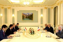طاجيكستان وفرنسا تبحثان قضايا الأمن الإقليمي والمياه والطاقة