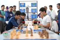لاعبو الشطرنج الطاجيك يشاركون في دورة الألعاب الأولمبية العالمية بالهند