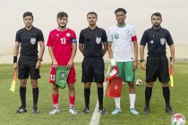 خاض لاعبو كرة القدم الطاجيك الشباب أولى مبارياتهم الودية ضد المنتخب الوطني السعودي