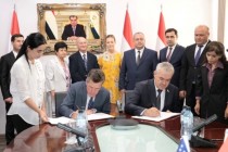 “لنتعلم معا.” تم توقيع مذكرة تفاهم بين حكومتي طاجيكستان والولايات المتحدة الأمريكية بشأن تنفيذ المشروع الجديد