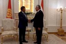 رئيسا المحاكم العليا في طاجيكستان وقيرغيزستان يلتقيان فى دوشنبه