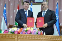 تم توقيع 23 اتفاقية تعاون بين منطقة ختلان في طاجيكستان ومنطقة سورخان داريا في أوزبكستان