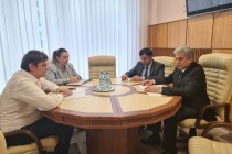 سفير طاجيكستان يلتقي بنائب رئيس الوزراء ووزير الدولة بوزارة الخارجية والتكامل الأوروبي لمولدوفا