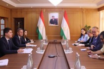تعمل طاجيكستان والمركز الإقليمي لتنمية القدرات التابع لصندوق النقد الدولي على توسيع نطاق التعاون