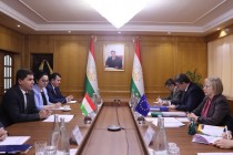 وزير التنمية الاقتصادية والتجارة بجمهورية طاجيكستان يجتمع برئيس الوفد الرسمي للاتحاد الأوروبي ، مستشارة المدير العام للمفوضية الأوروبية للتجارة